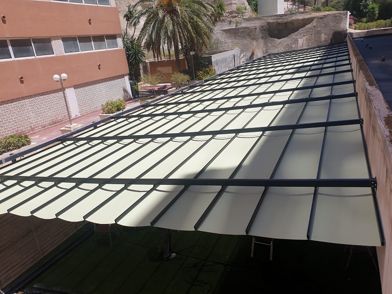 beneficio-toldo-retractil-terraza