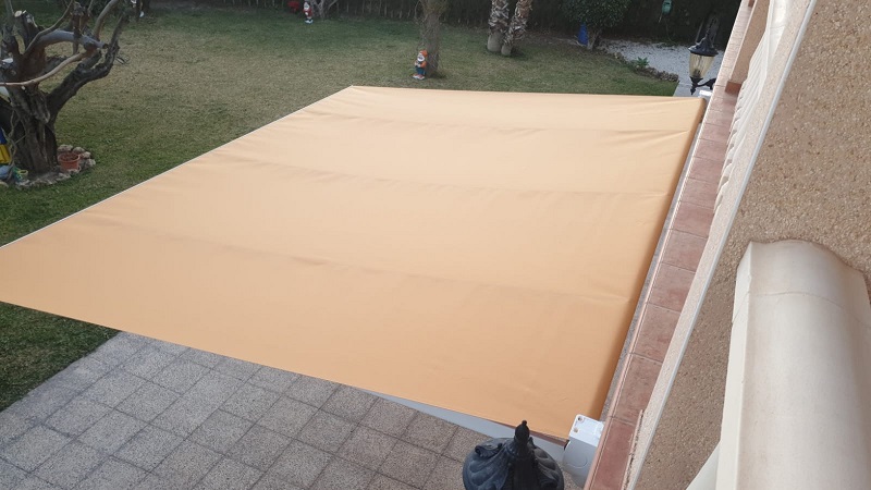 colores-de-toldo-contra-sol